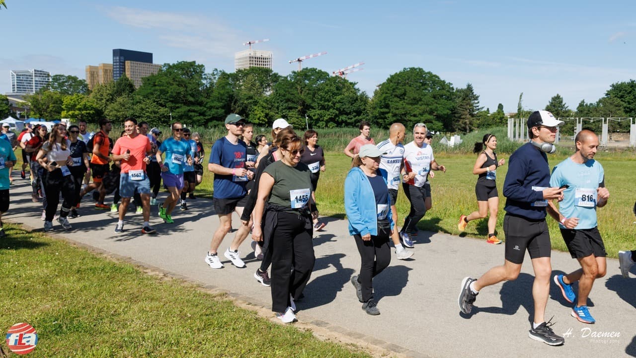 J.P.Morgan City Jogging - image