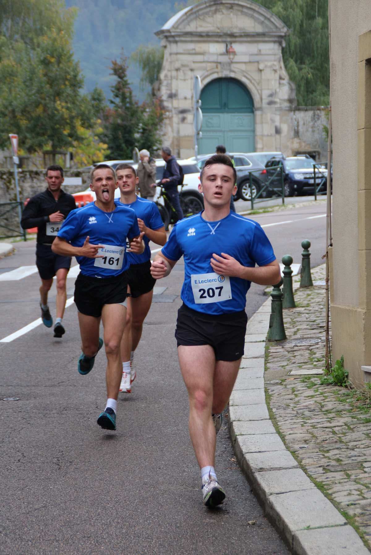 La montée de la croix - image