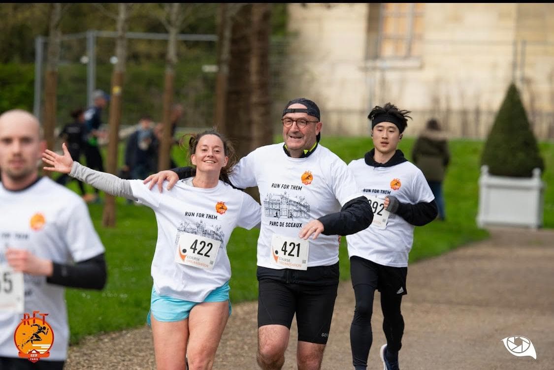 La run for them - image