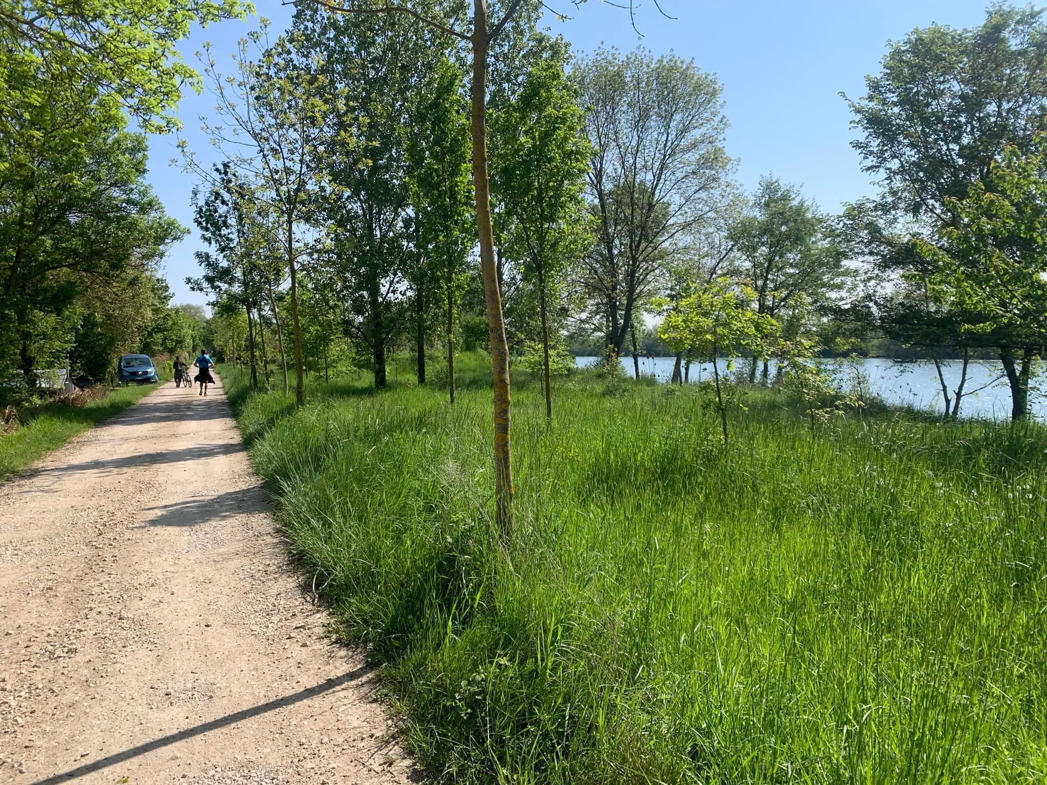 Courir au fil de l'eau - image
