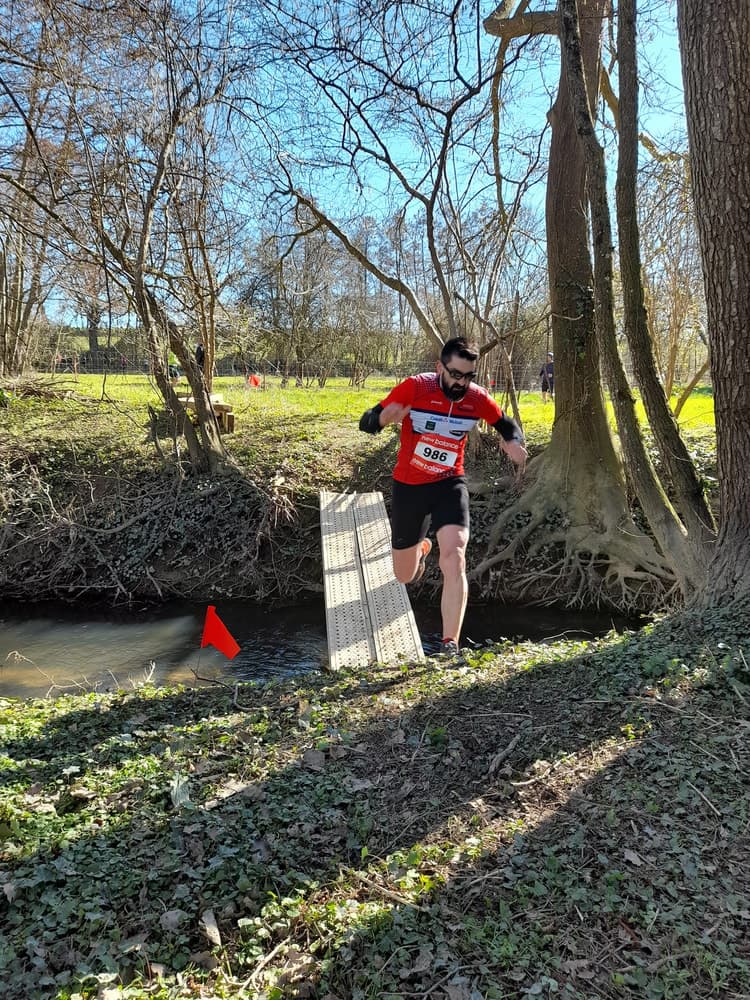 Les pieds dans l'Buru - image