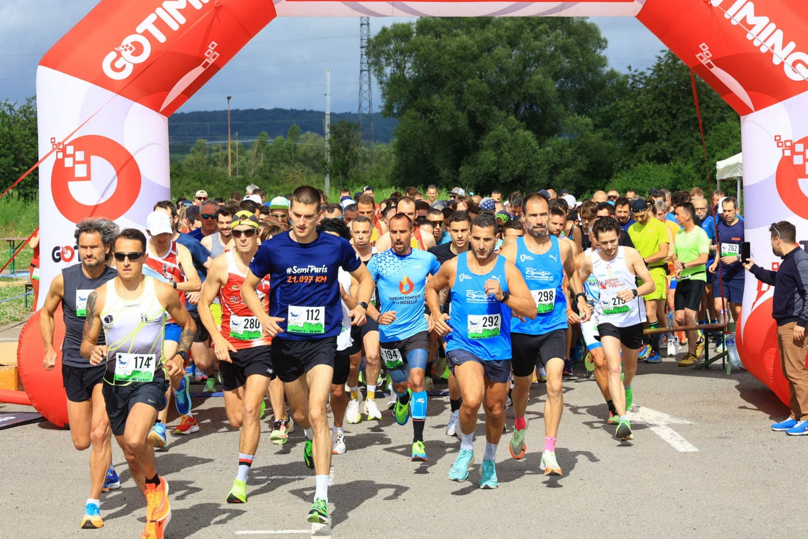 10 km de La Maxe - image